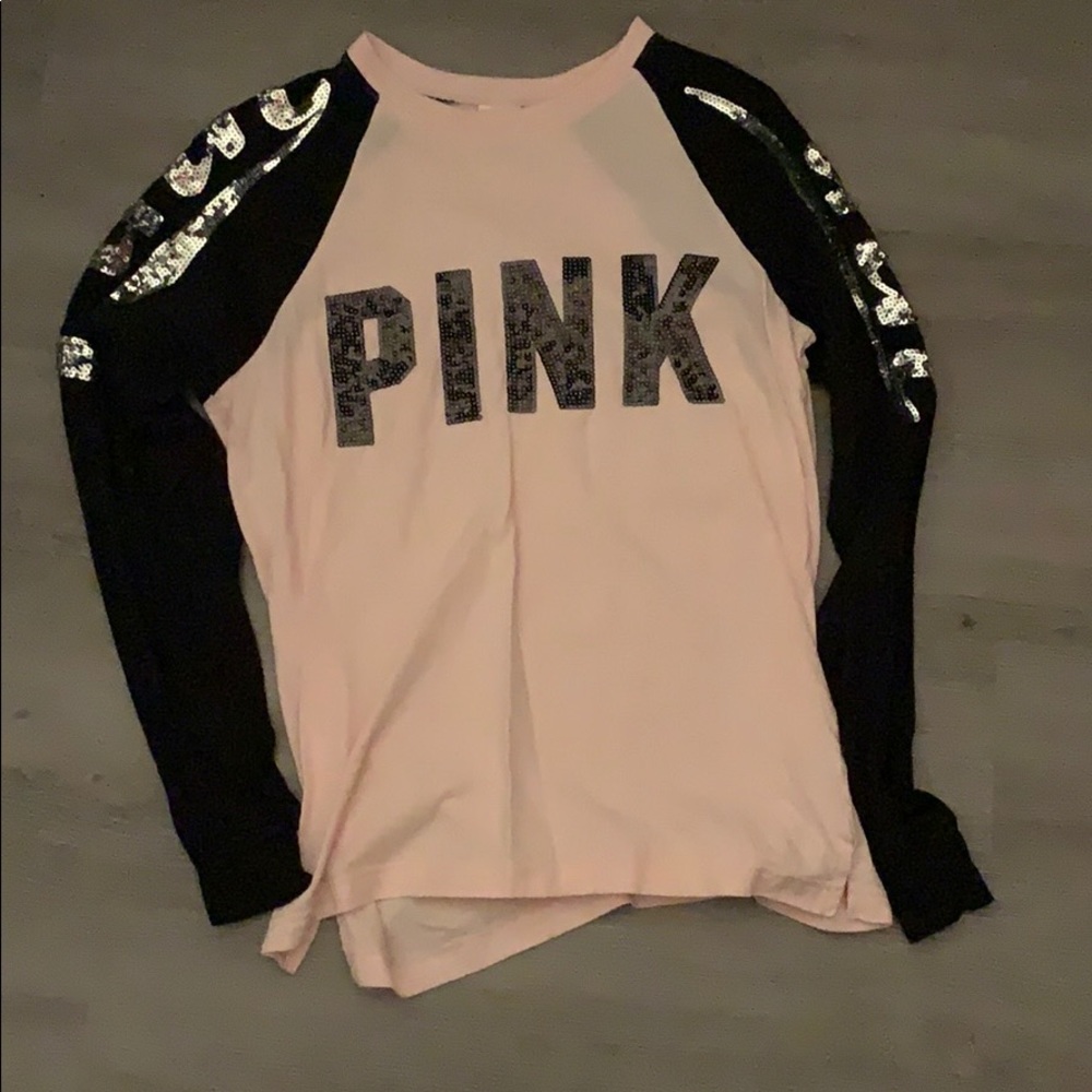 VS long sleeve shirt